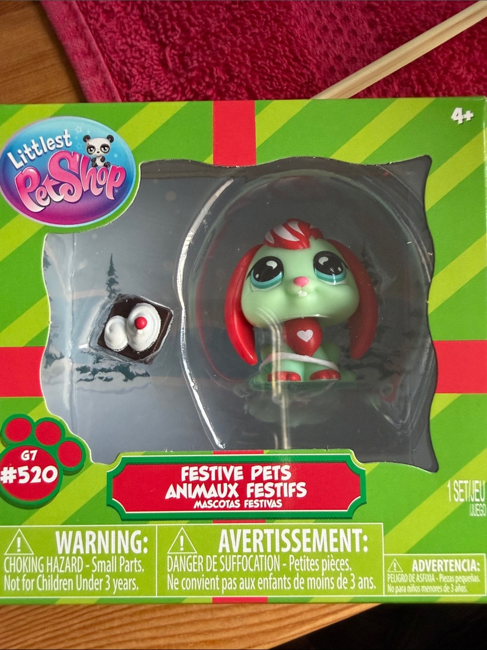 Littlest Pet Shop Festive Pets Bunny #520 G7